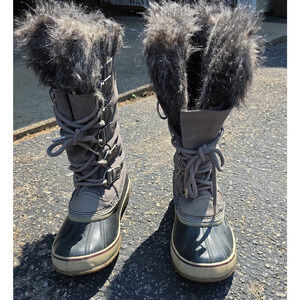 Sorel Gray Joan Of Arctic Fur Lined Winter Boots Size 11 Waterproof Insulated